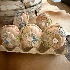 NWOT Handmade (6) Easter Fabric Eggs Spring Decor